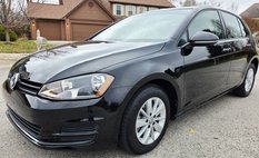 2016 Volkswagen Golf TSI S