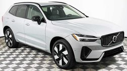 2025 Volvo XC60 T8 Plus Dark Theme