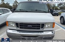 2007 Ford E-Series E-350 Super Duty XLT Passenger Van