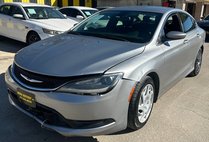 2015 Chrysler 200 LX