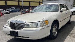 2001 Lincoln Town Car Signature