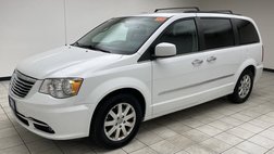 2016 Chrysler Town and Country Touring