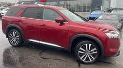 2024 Nissan Pathfinder Platinum