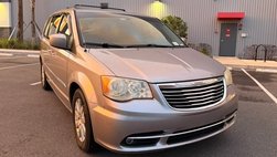 2014 Chrysler Town and Country Touring