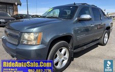 2011 Chevrolet Avalanche LS