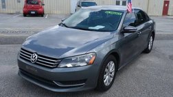 2014 Volkswagen Passat 1.8T Wolfsburg Edition