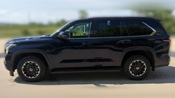 2023 Toyota Sequoia SR5