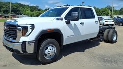 2026 GMC Sierra 3500HD CC Pro