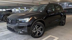 2026 Volvo XC40 B4 Core