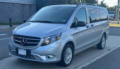 2019 Mercedes-Benz Metris Base