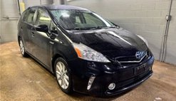2014 Toyota Prius v Five