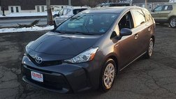 2016 Toyota Prius v Five