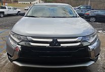 2017 Mitsubishi Outlander ES