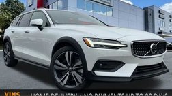 2025 Volvo V60 Cross Country B5 Plus