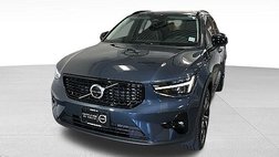 2026 Volvo XC40 B5 Ultra