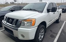2011 Nissan Titan SV