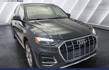2023 Audi Q5 quattro Premium Plus 40 TFSI