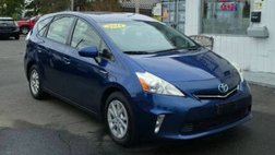 2014 Toyota Prius v Two