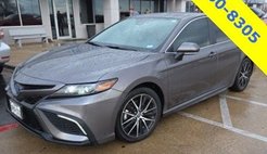 2022 Toyota Camry Hybrid SE