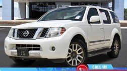 2011 Nissan Pathfinder LE
