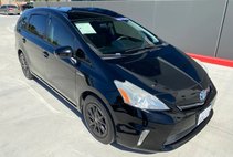 2014 Toyota Prius v Five
