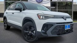 2025 Volkswagen Taos SE Black 4Motion