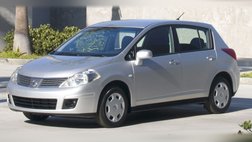 2011 Nissan Versa 1.8 SL