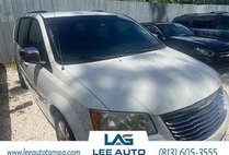 2013 Chrysler Town and Country Touring-L
