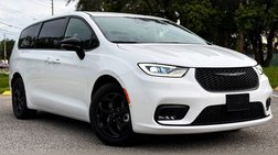 2024 Chrysler Pacifica Hybrid S Appearance