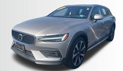 2025 Volvo V60 Cross Country B5 Ultra