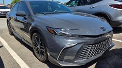 2025 Toyota Camry Hybrid SE