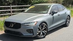 2024 Volvo S60 B5 Plus Dark Theme