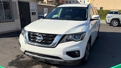 2017 Nissan Pathfinder SV