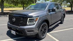 2023 Nissan Titan Platinum Reserve