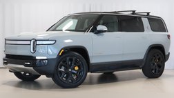 2023 Rivian R1S Adventure