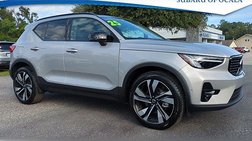 2025 Volvo XC40 B5 Plus Dark Theme
