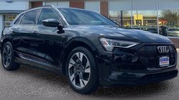 2022 Audi e-tron quattro Premium
