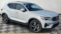 2025 Volvo XC40 B5 Core Bright Theme