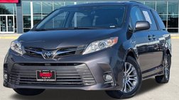 2020 Toyota Sienna XLE