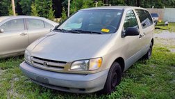 2000 Toyota Sienna CE
