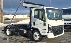 2026 Isuzu Hooklift