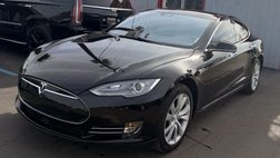 2015 Tesla Model S 70D