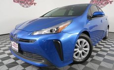 2021 Toyota Prius LE