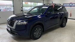 2022 Nissan Pathfinder SV