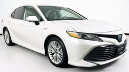 2020 Toyota Camry Hybrid XLE