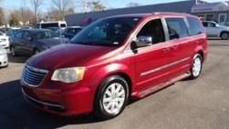 2012 Chrysler Town and Country Touring-L