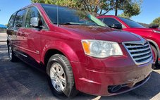 2010 Chrysler Town and Country Touring