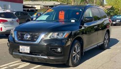2017 Nissan Pathfinder SV