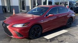 2022 Lexus ES 300h F SPORT