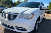 2016 Chrysler Town and Country Touring